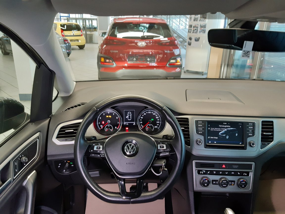 VW Golf Sportsvan  bei Hoffmann Automobile in Wolfsburg kaufen und sofort mitnehmen - Bild 11