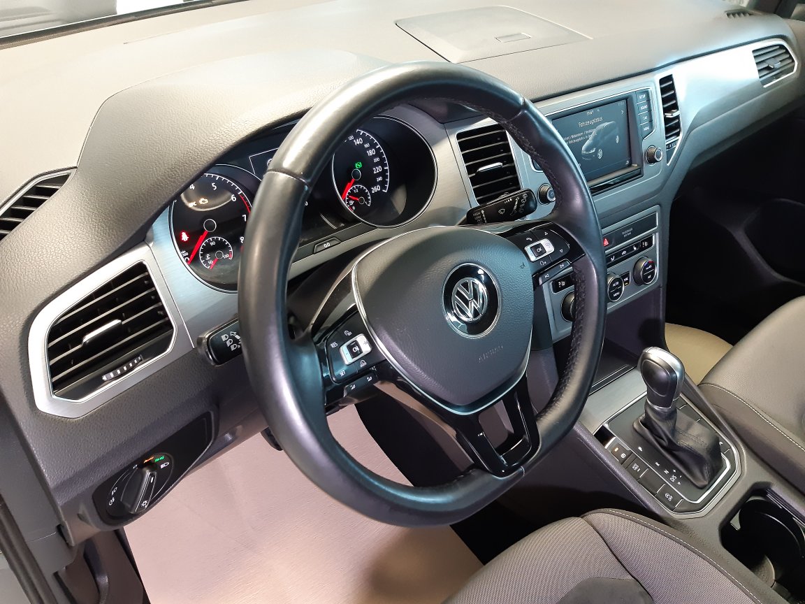 VW Golf Sportsvan  bei Hoffmann Automobile in Wolfsburg kaufen und sofort mitnehmen - Bild 12