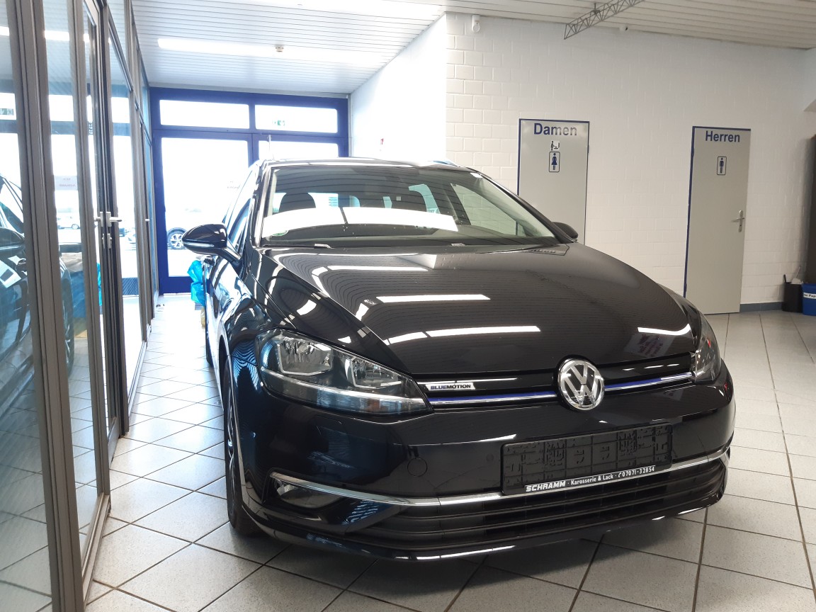 VW Golf Variant  bei Hoffmann Automobile in Wolfsburg kaufen und sofort mitnehmen - Bild 17