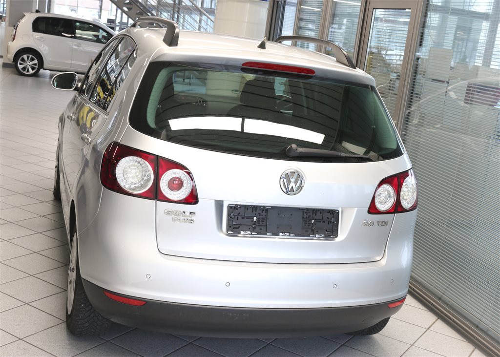 VW Golf Plus  bei Hoffmann Automobile in Wolfsburg kaufen und sofort mitnehmen - Bild 3