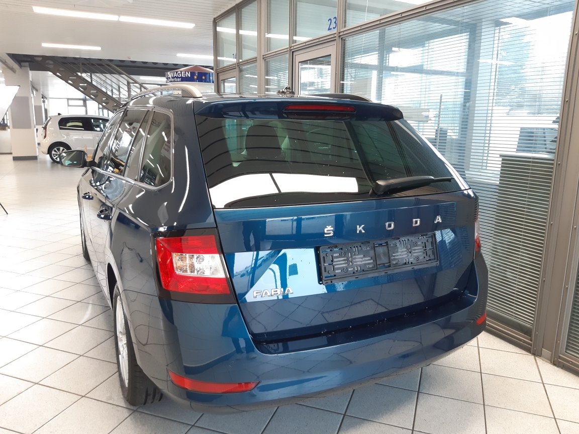 Skoda Fabia Combi  bei Hoffmann Automobile in Wolfsburg kaufen und sofort mitnehmen - Bild 3