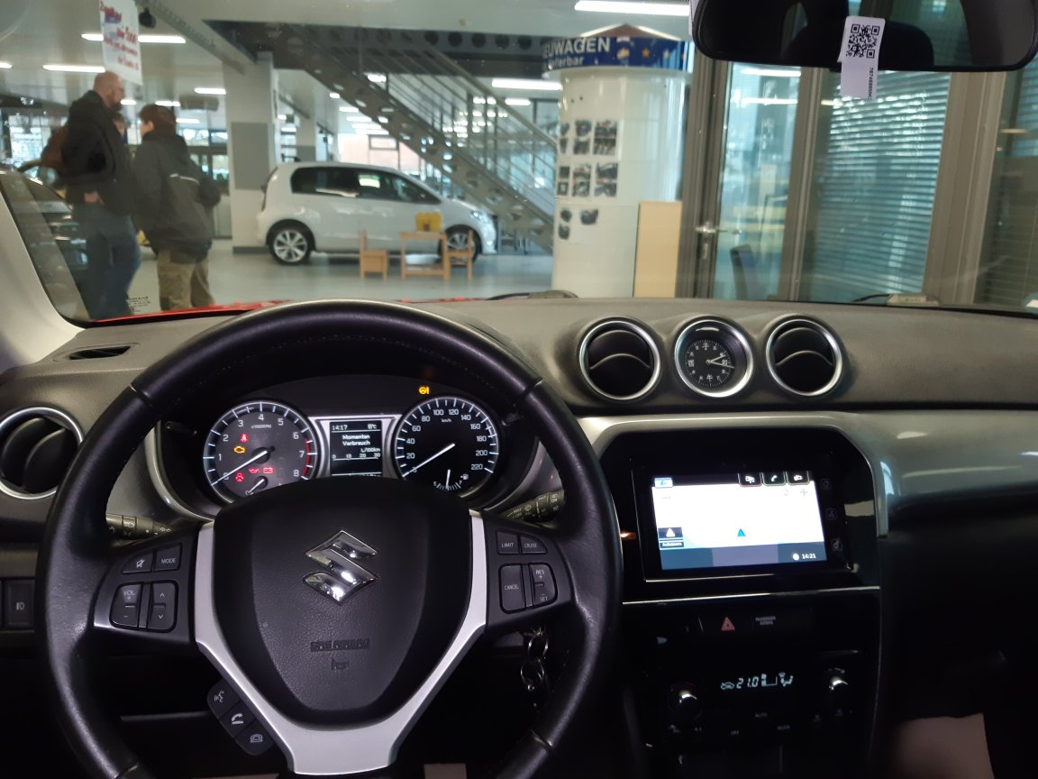 Suzuki Vitara  bei Hoffmann Automobile in Wolfsburg kaufen und sofort mitnehmen - Bild 12