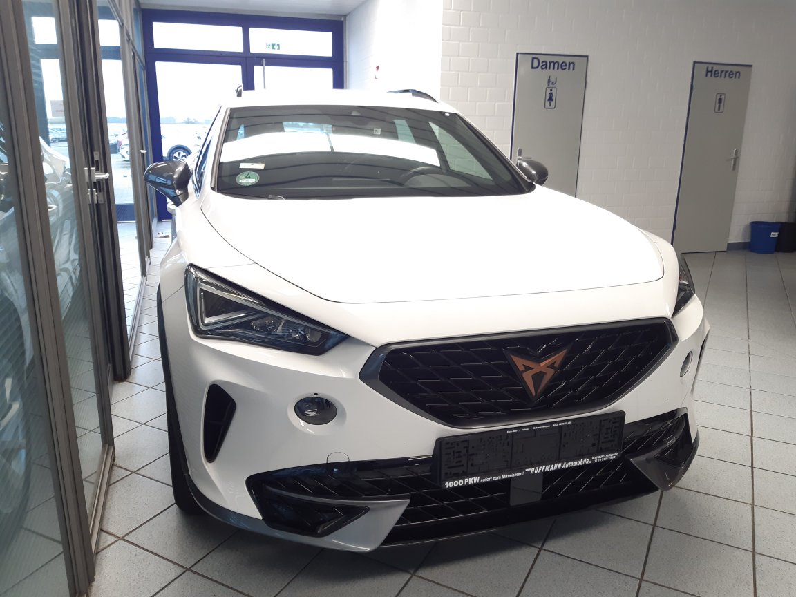 Cupra Formentor  bei Hoffmann Automobile in Wolfsburg kaufen und sofort mitnehmen - Bild 18