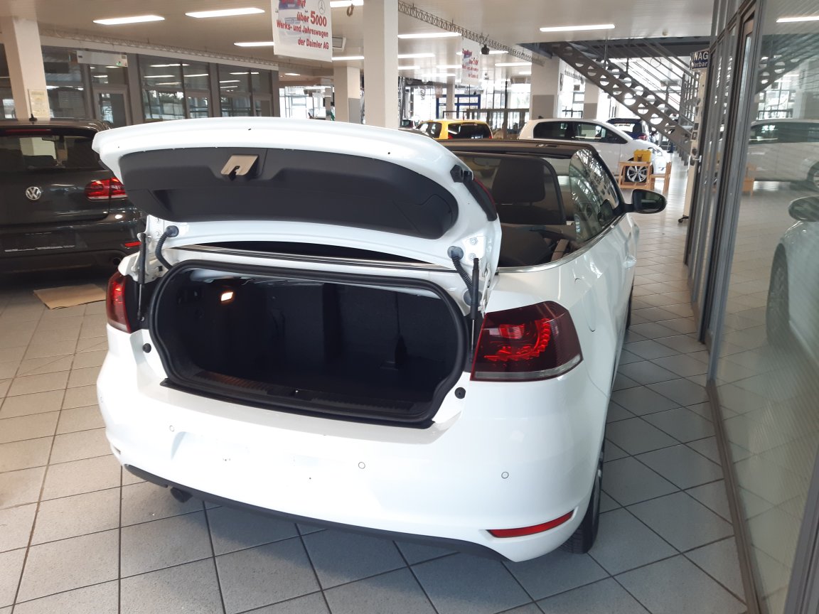 VW Golf Cabrio  bei Hoffmann Automobile in Wolfsburg kaufen und sofort mitnehmen - Bild 2