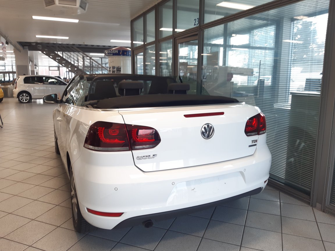 VW Golf Cabrio  bei Hoffmann Automobile in Wolfsburg kaufen und sofort mitnehmen - Bild 3