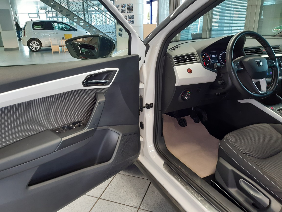 Seat Arona  bei Hoffmann Automobile in Wolfsburg kaufen und sofort mitnehmen - Bild 14