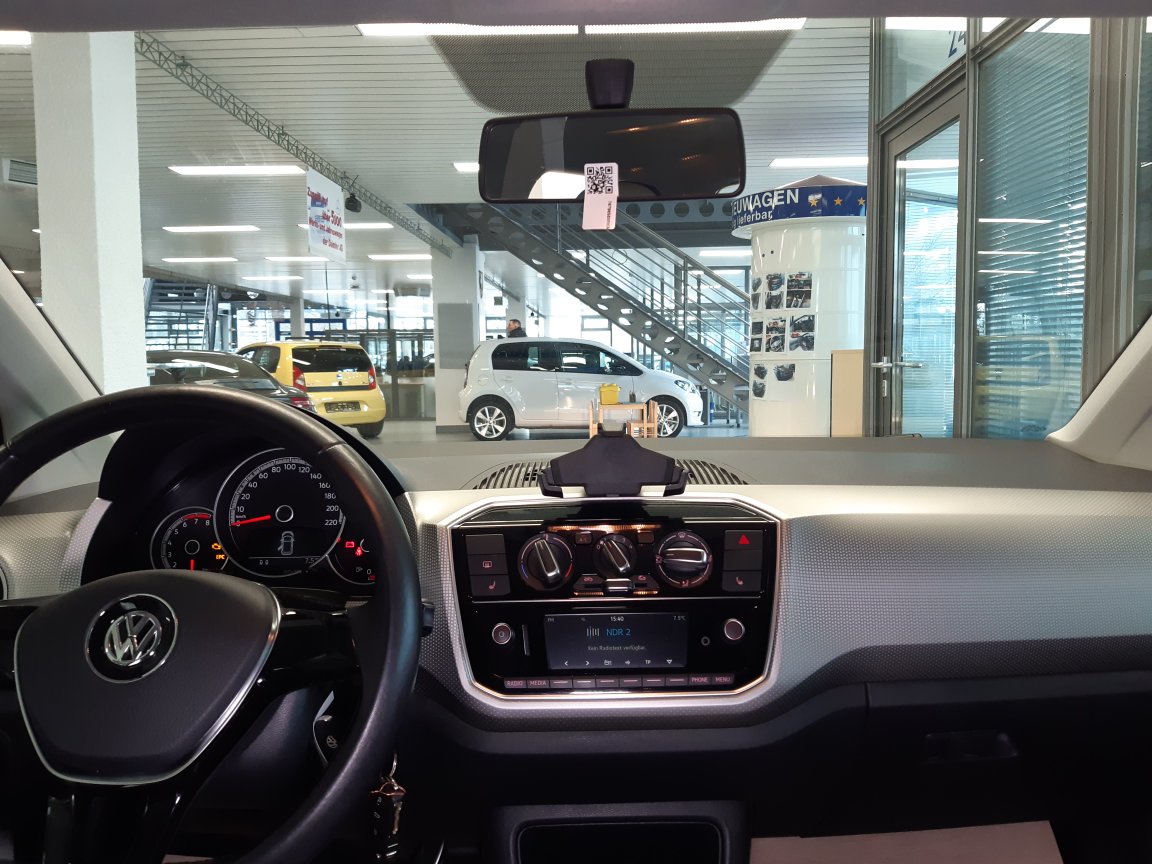 VW up!  bei Hoffmann Automobile in Wolfsburg kaufen und sofort mitnehmen - Bild 5