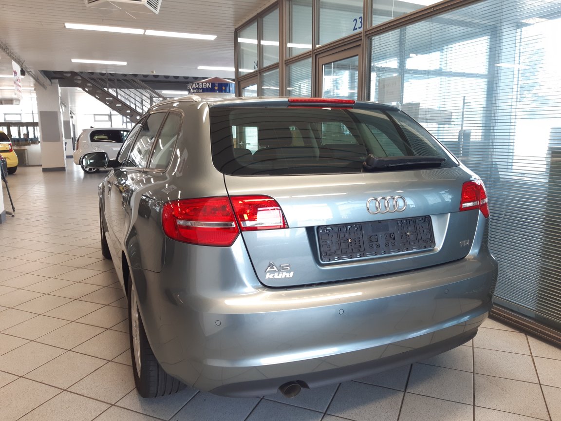 Audi A3 Sportback  bei Hoffmann Automobile in Wolfsburg kaufen und sofort mitnehmen - Bild 4