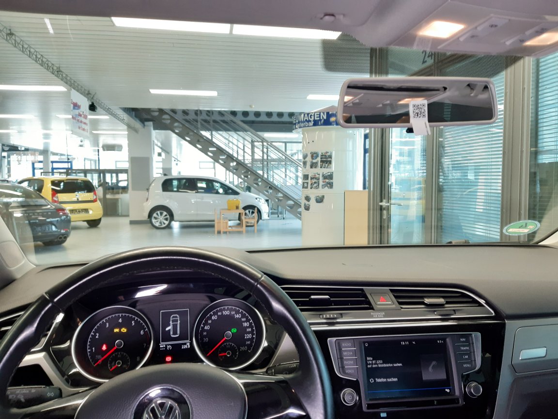 VW Touran  bei Hoffmann Automobile in Wolfsburg kaufen und sofort mitnehmen - Bild 11
