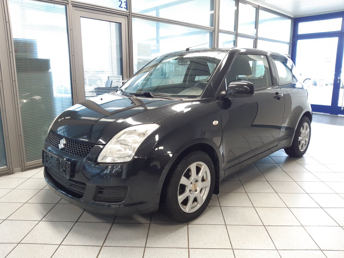 Suzuki Swift  für nur 2.500,- € bei Hoffmann Automobile in Wolfsburg kaufen und sofort mitnehmen