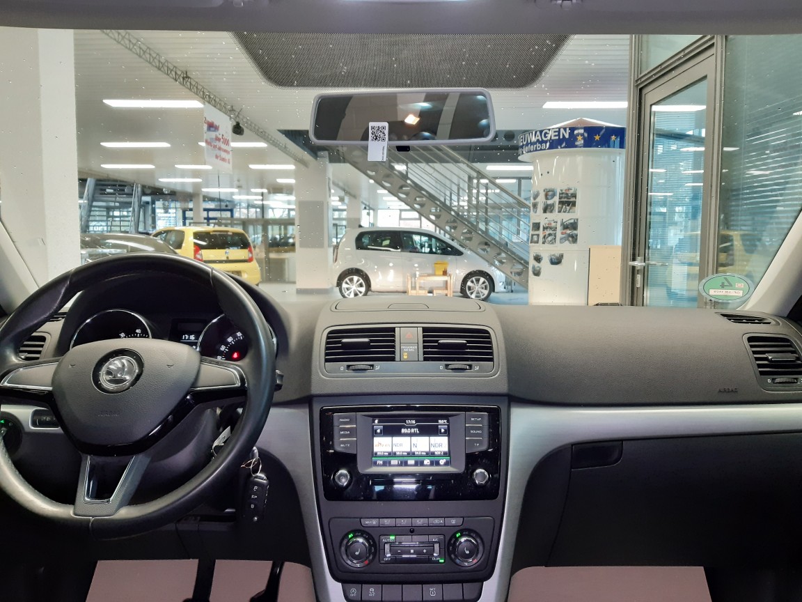 Skoda Yeti  bei Hoffmann Automobile in Wolfsburg kaufen und sofort mitnehmen - Bild 5