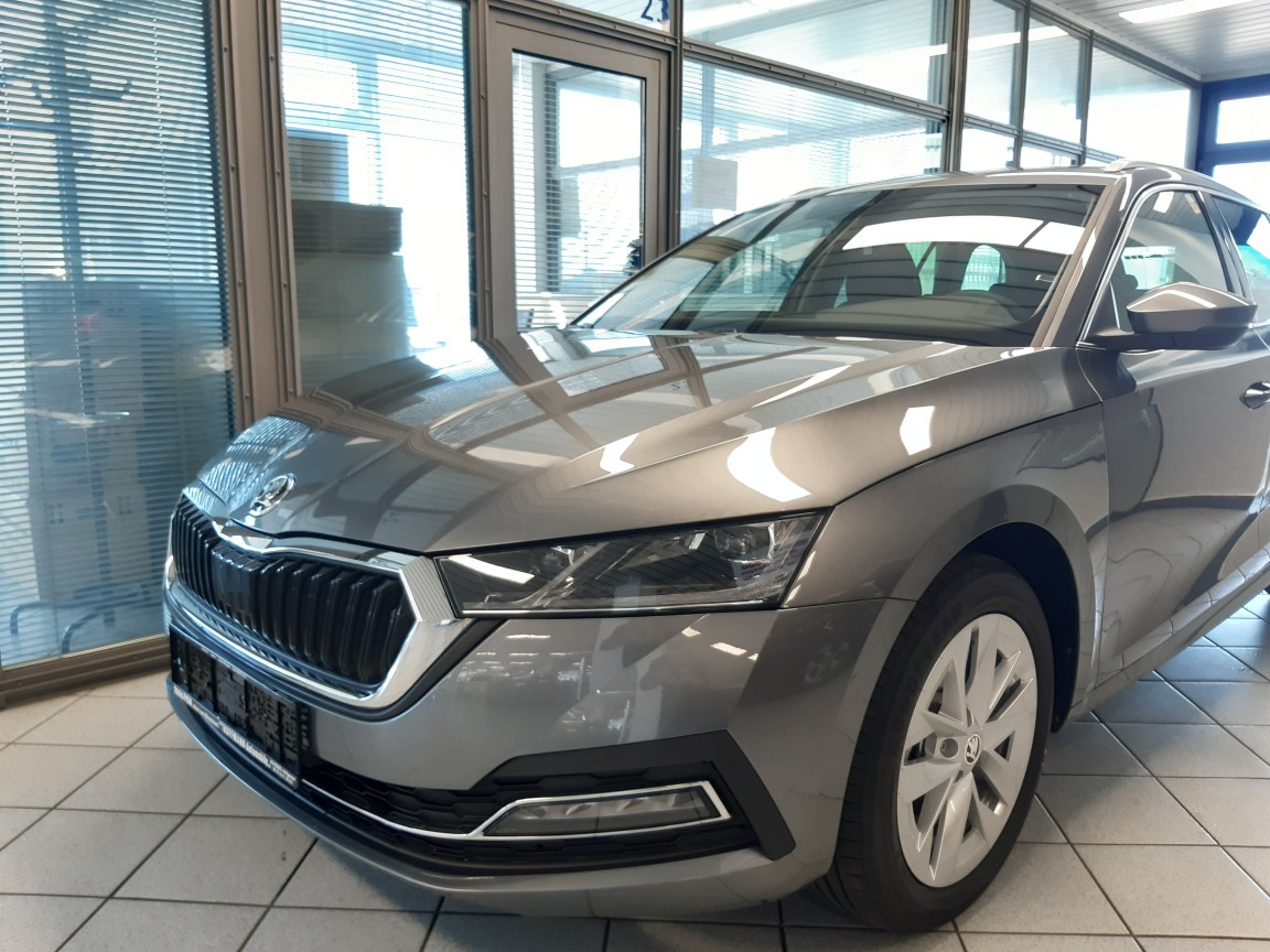 Skoda Octavia Combi  bei Hoffmann Automobile in Wolfsburg kaufen und sofort mitnehmen - Bild 17