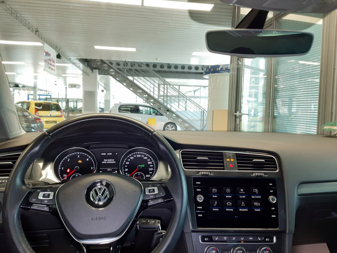 VW Golf Variant  bei Hoffmann Automobile in Wolfsburg kaufen und sofort mitnehmen - Bild 10