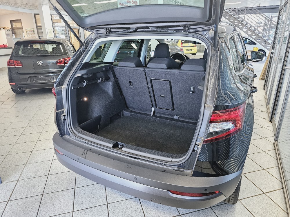 Skoda Karoq  bei Hoffmann Automobile in Wolfsburg kaufen und sofort mitnehmen - Bild 2