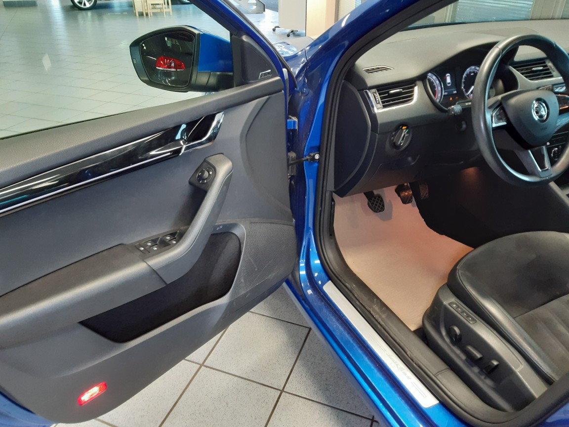 Skoda Octavia Combi  bei Hoffmann Automobile in Wolfsburg kaufen und sofort mitnehmen - Bild 15