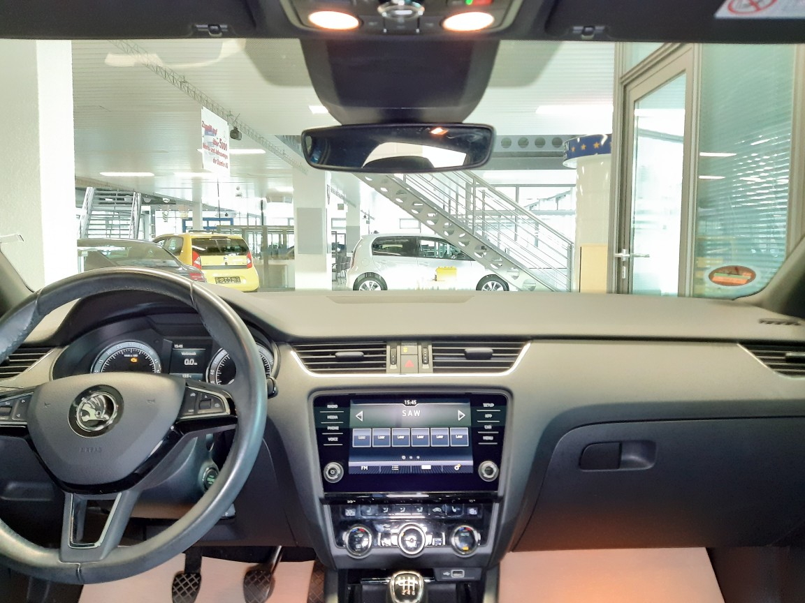 Skoda Octavia Combi  bei Hoffmann Automobile in Wolfsburg kaufen und sofort mitnehmen - Bild 6