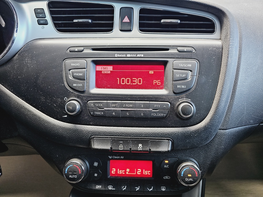 Kia Ceed  bei Hoffmann Automobile in Wolfsburg kaufen und sofort mitnehmen - Bild 7