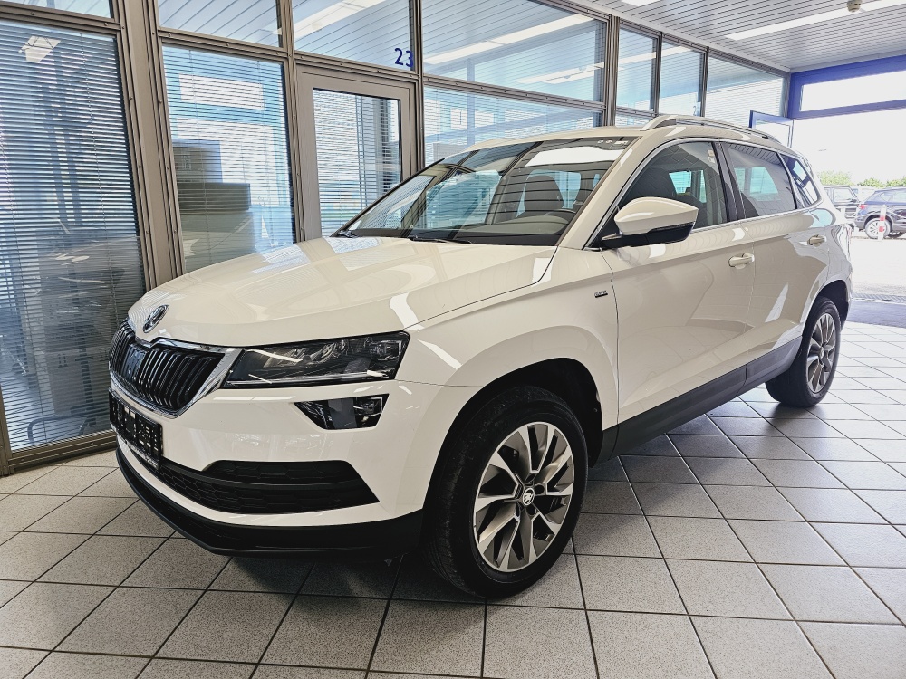 Skoda Karoq Ambition für nur 20.900,- € bei Hoffmann Automobile in Wolfsburg kaufen und sofort mitnehmen