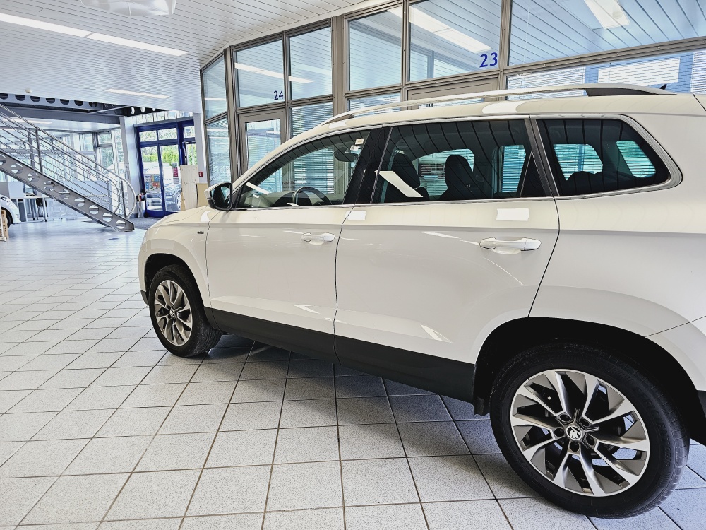 Skoda Karoq  bei Hoffmann Automobile in Wolfsburg kaufen und sofort mitnehmen - Bild 16