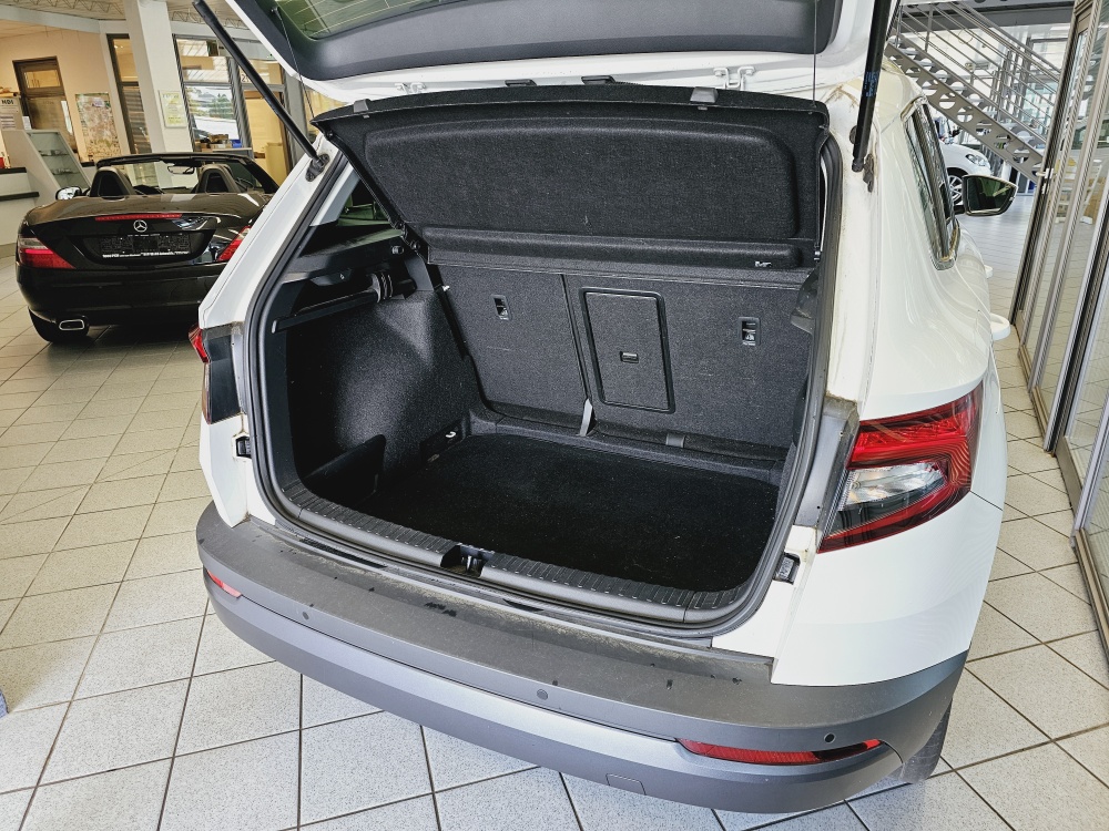 Skoda Karoq  bei Hoffmann Automobile in Wolfsburg kaufen und sofort mitnehmen - Bild 2