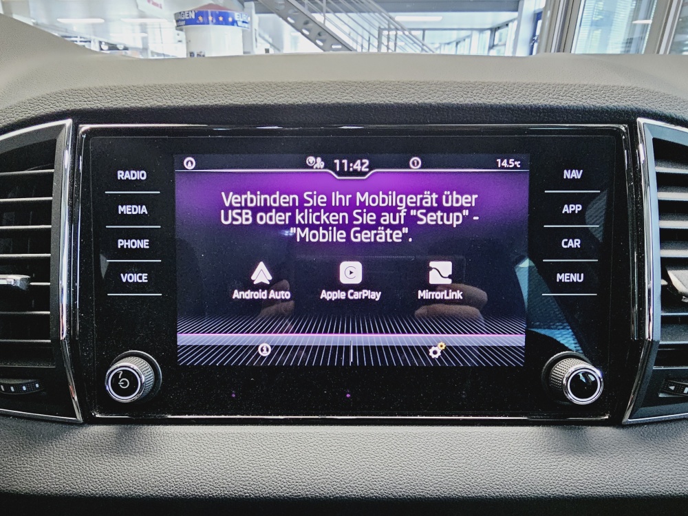 Skoda Karoq  bei Hoffmann Automobile in Wolfsburg kaufen und sofort mitnehmen - Bild 9
