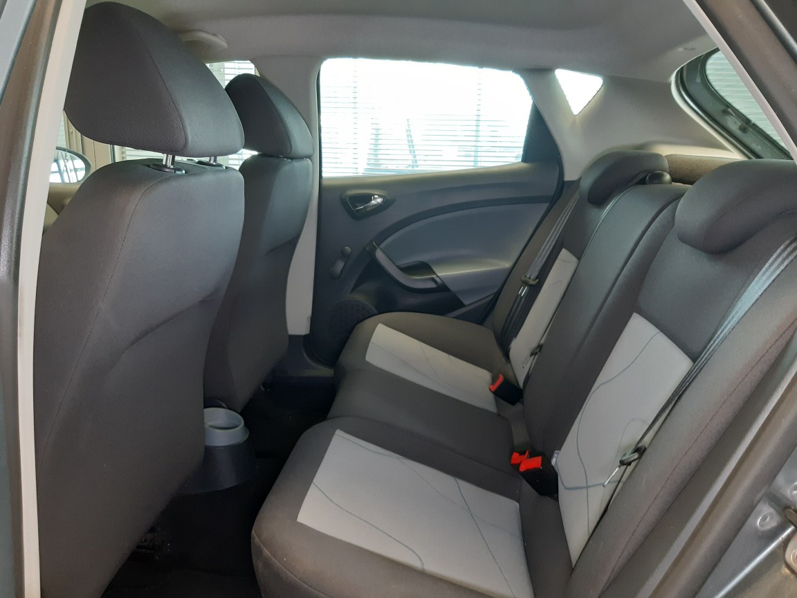 Seat Ibiza  bei Hoffmann Automobile in Wolfsburg kaufen und sofort mitnehmen - Bild 4