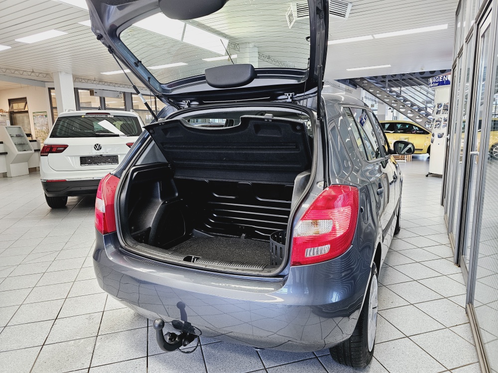 Skoda Fabia  bei Hoffmann Automobile in Wolfsburg kaufen und sofort mitnehmen - Bild 2
