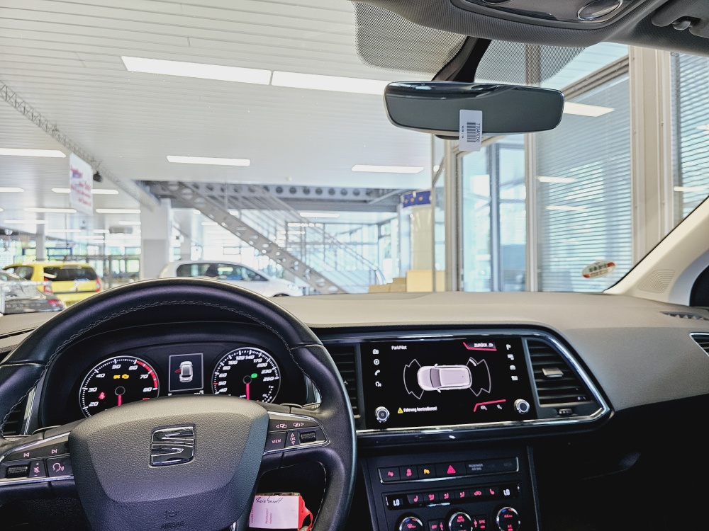 Seat Ateca  bei Hoffmann Automobile in Wolfsburg kaufen und sofort mitnehmen - Bild 12