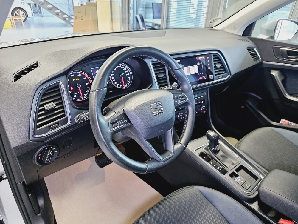 Seat Ateca  bei Hoffmann Automobile in Wolfsburg kaufen und sofort mitnehmen - Bild 13