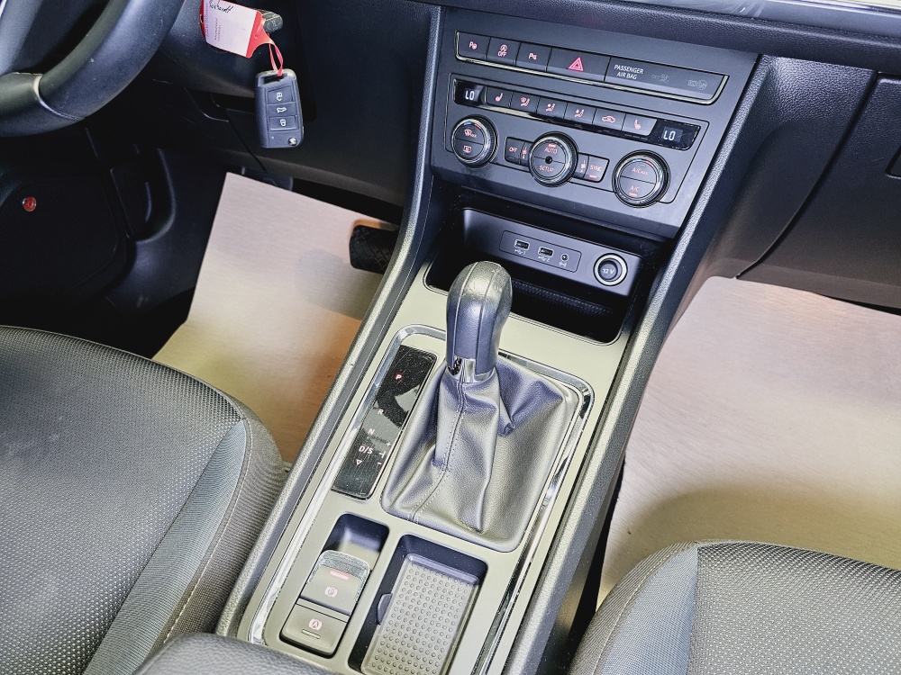 Seat Ateca  bei Hoffmann Automobile in Wolfsburg kaufen und sofort mitnehmen - Bild 7