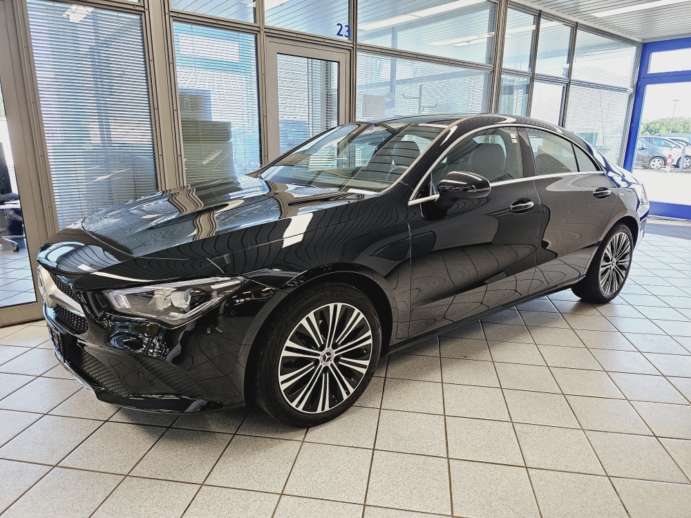 Mercedes-Benz CLA 180 Progressive für nur 27.600,- € bei Hoffmann Automobile in Wolfsburg kaufen und sofort mitnehmen