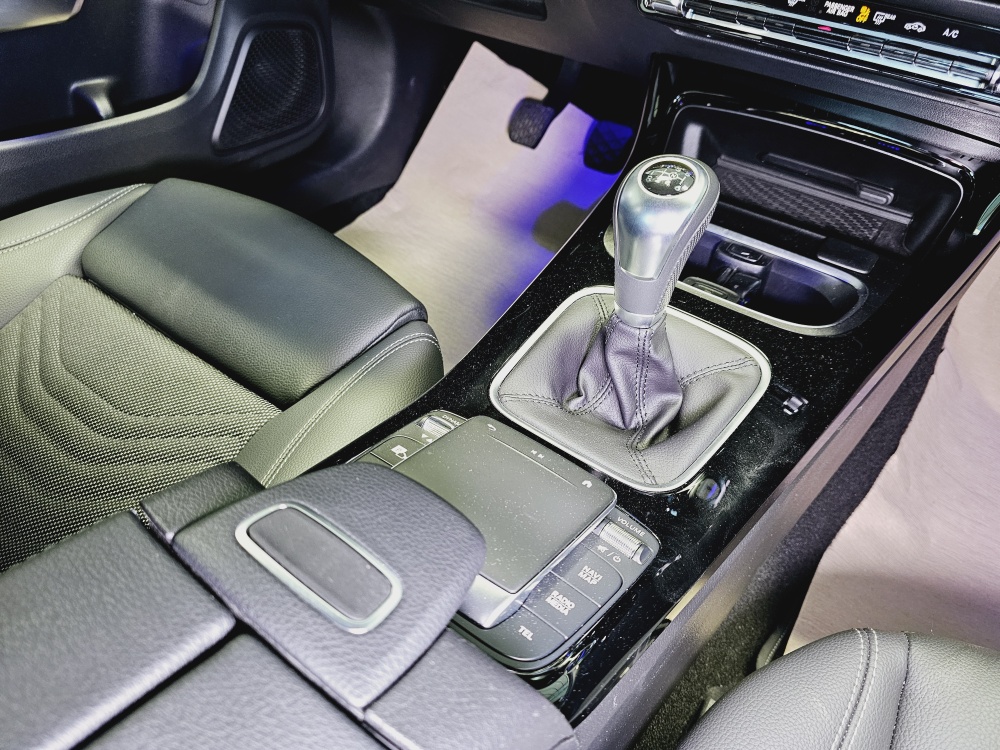 Mercedes-Benz CLA 180  bei Hoffmann Automobile in Wolfsburg kaufen und sofort mitnehmen - Bild 6