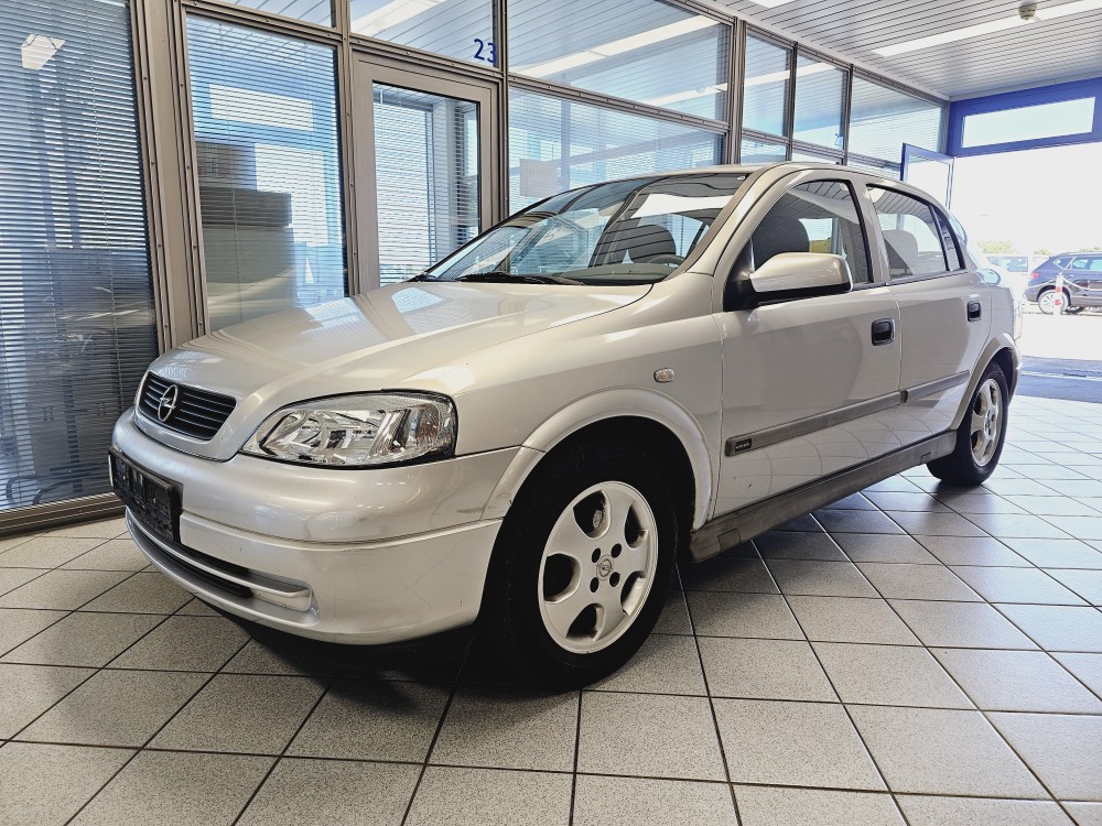 Opel Astra Edition für nur 940,- € bei Hoffmann Automobile in Wolfsburg kaufen und sofort mitnehmen