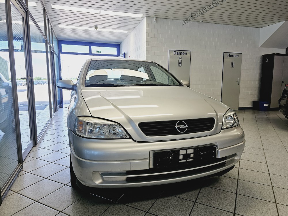 Opel Astra  bei Hoffmann Automobile in Wolfsburg kaufen und sofort mitnehmen - Bild 14