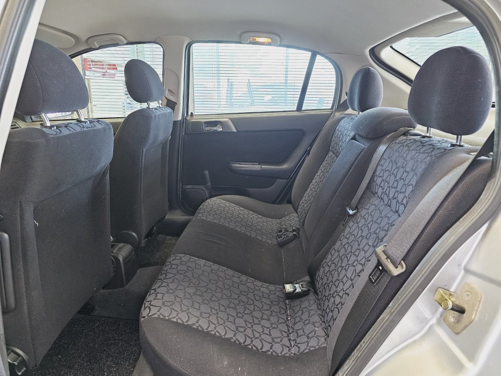 Opel Astra  bei Hoffmann Automobile in Wolfsburg kaufen und sofort mitnehmen - Bild 4