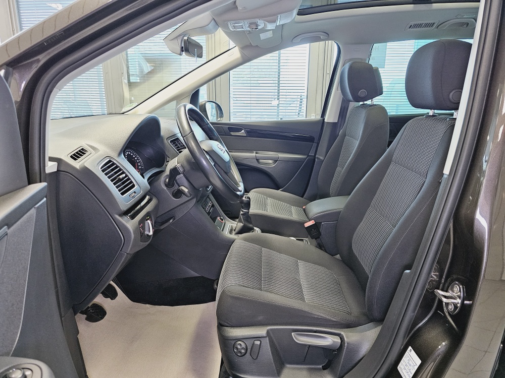 Seat Alhambra  bei Hoffmann Automobile in Wolfsburg kaufen und sofort mitnehmen - Bild 16