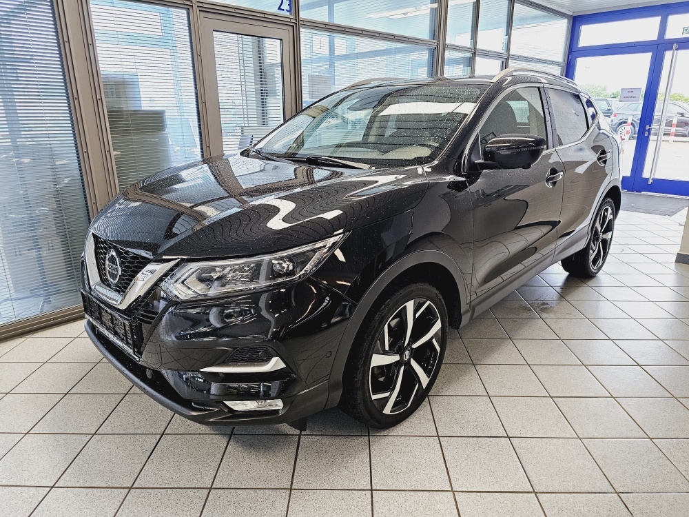 Nissan Qashqai Tekna für nur 14.400,- € bei Hoffmann Automobile in Wolfsburg kaufen und sofort mitnehmen