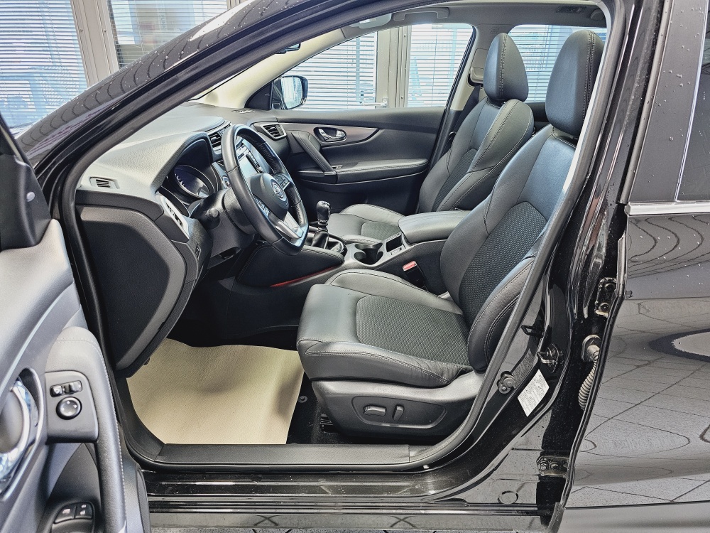 Nissan Qashqai  bei Hoffmann Automobile in Wolfsburg kaufen und sofort mitnehmen - Bild 17