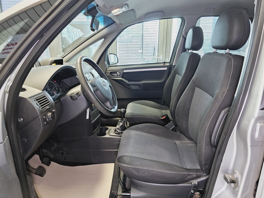 Opel Meriva  bei Hoffmann Automobile in Wolfsburg kaufen und sofort mitnehmen - Bild 12