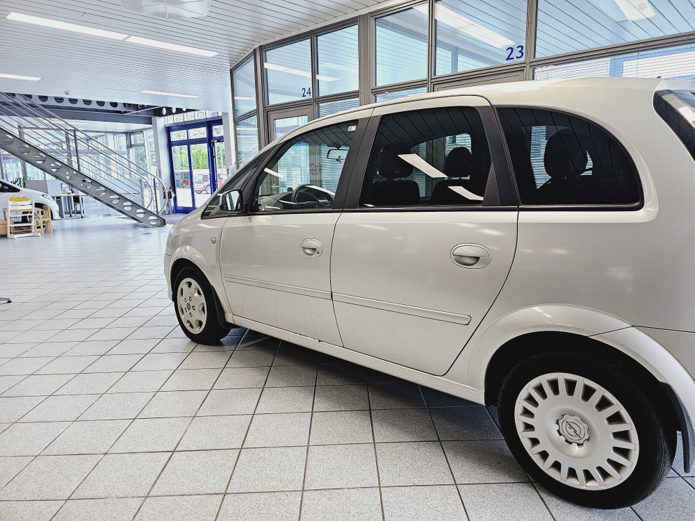 Opel Meriva  bei Hoffmann Automobile in Wolfsburg kaufen und sofort mitnehmen - Bild 14
