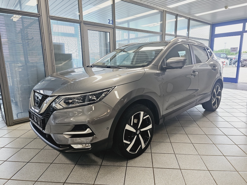 Nissan Qashqai Tekna für nur 15.900,- € bei Hoffmann Automobile in Wolfsburg kaufen und sofort mitnehmen