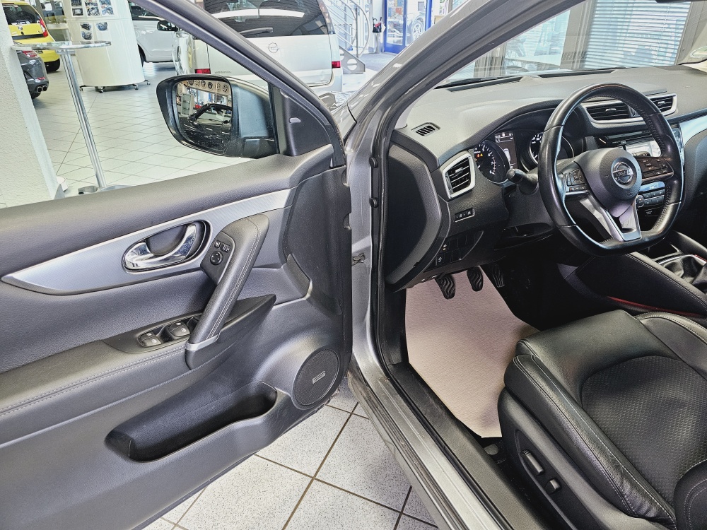 Nissan Qashqai  bei Hoffmann Automobile in Wolfsburg kaufen und sofort mitnehmen - Bild 15