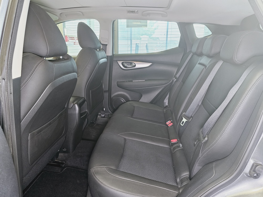 Nissan Qashqai  bei Hoffmann Automobile in Wolfsburg kaufen und sofort mitnehmen - Bild 5