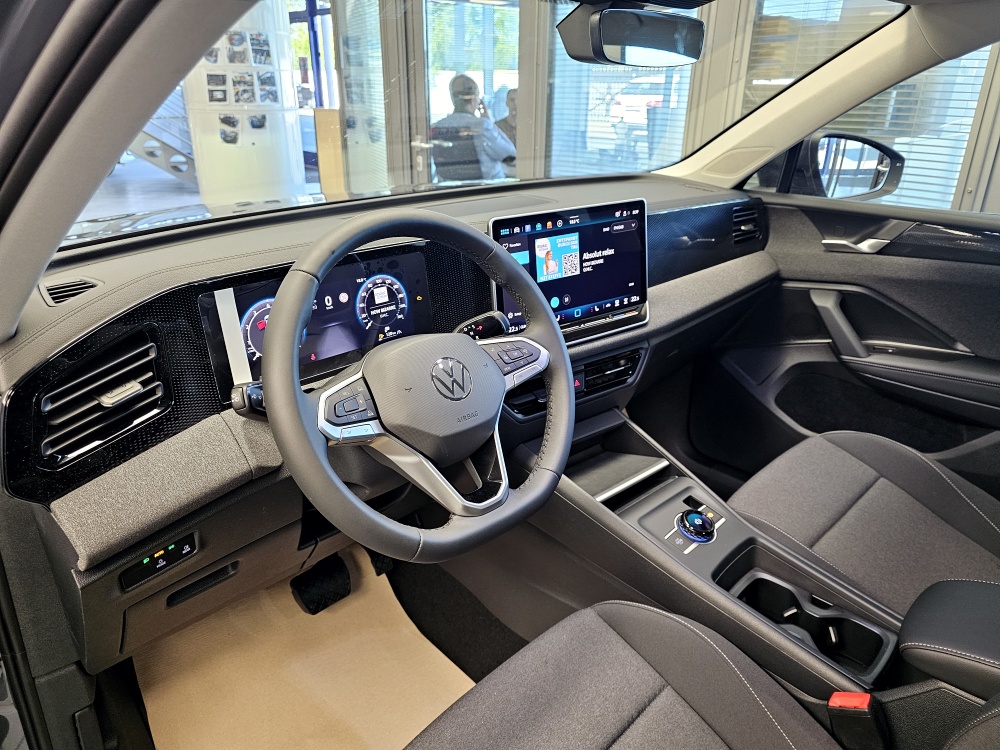 VW Tiguan  bei Hoffmann Automobile in Wolfsburg kaufen und sofort mitnehmen - Bild 18