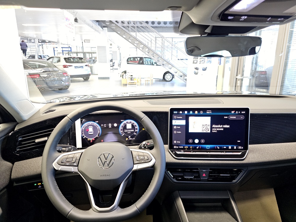 VW Tiguan  bei Hoffmann Automobile in Wolfsburg kaufen und sofort mitnehmen - Bild 17