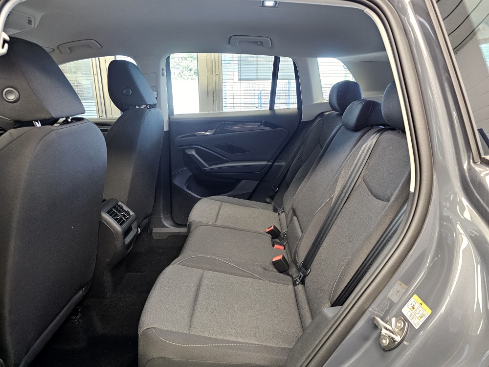 VW Tiguan  bei Hoffmann Automobile in Wolfsburg kaufen und sofort mitnehmen - Bild 5