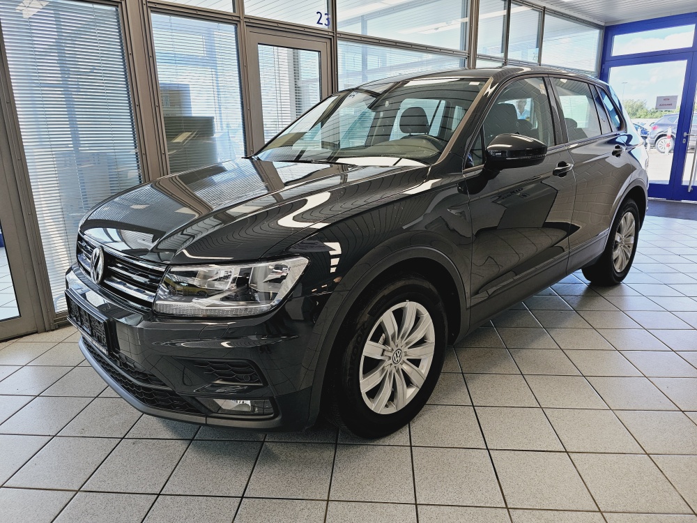 VW Tiguan Trendline für nur 17.400,- € bei Hoffmann Automobile in Wolfsburg kaufen und sofort mitnehmen
