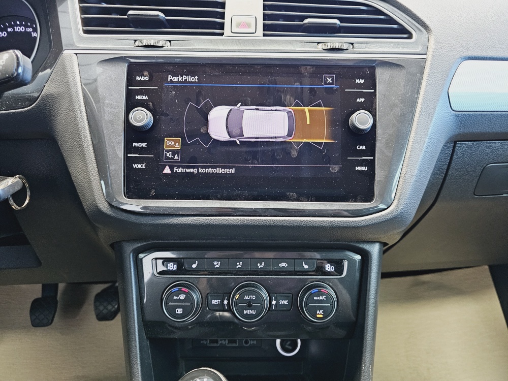 VW Tiguan  bei Hoffmann Automobile in Wolfsburg kaufen und sofort mitnehmen - Bild 10