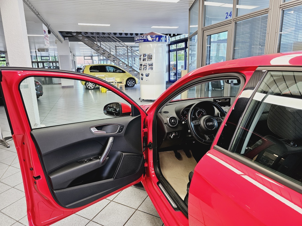 Audi A1 Sportback  bei Hoffmann Automobile in Wolfsburg kaufen und sofort mitnehmen - Bild 15