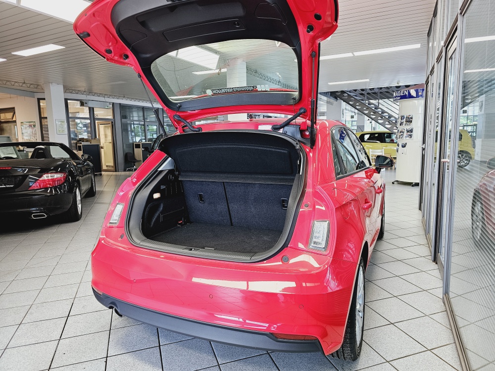 Audi A1 Sportback  bei Hoffmann Automobile in Wolfsburg kaufen und sofort mitnehmen - Bild 2
